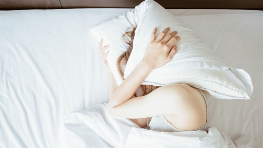Sering susah tidur?  Ikuti tips ini untuk tertidur lebih cepat: